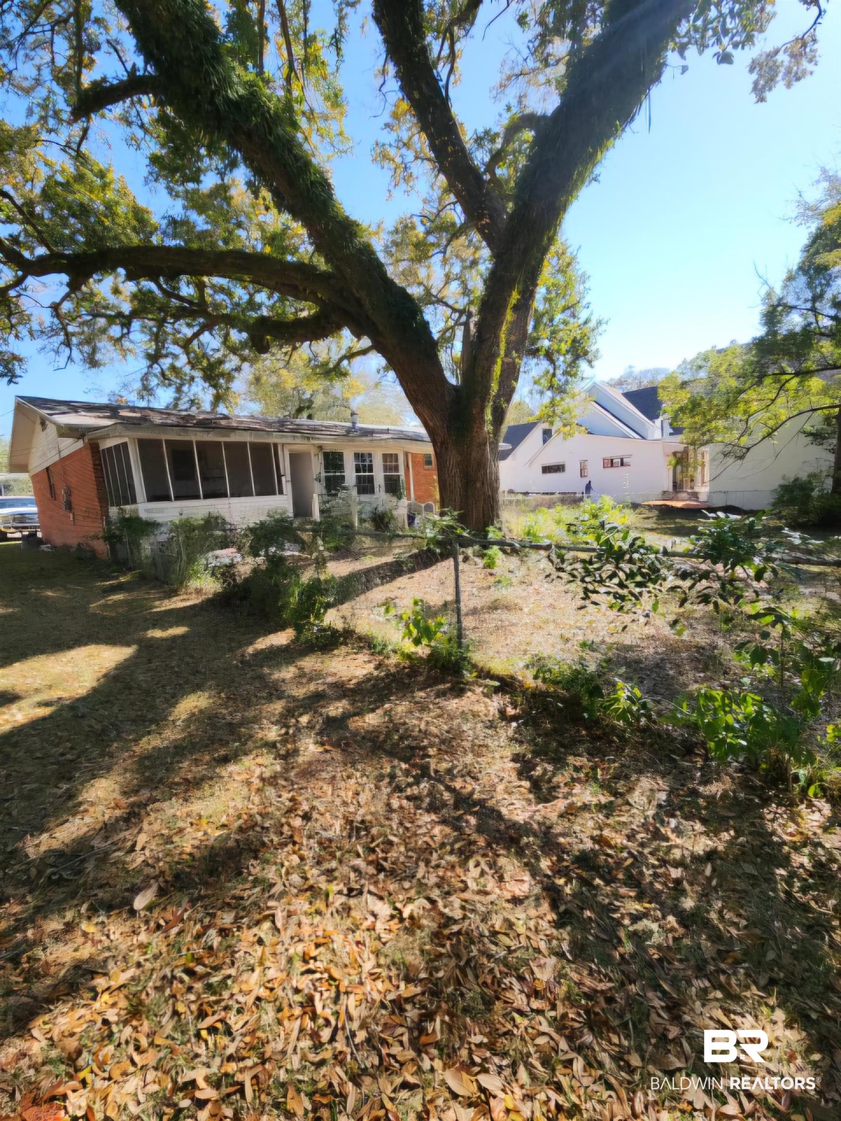 358 Satsuma Street Fairhope, AL 36532 - Photo 9 of 18