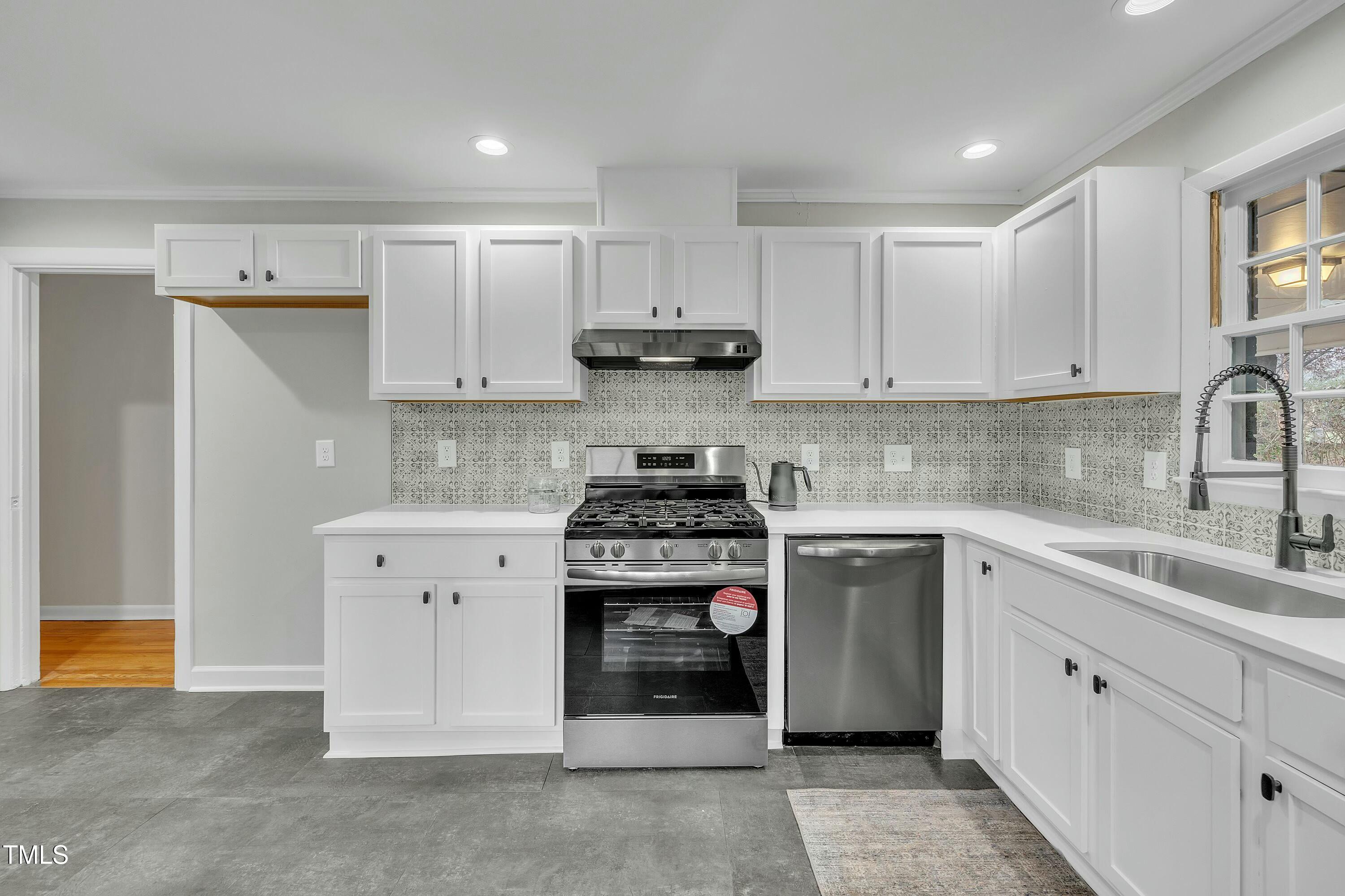 2113 Lawrence Drive Raleigh, NC 27603 - Photo 18 of 38 tempImageBzvv4P