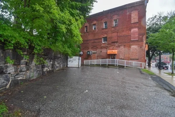 $449,900 | 205 Elm Street, Westfield, MA 01085