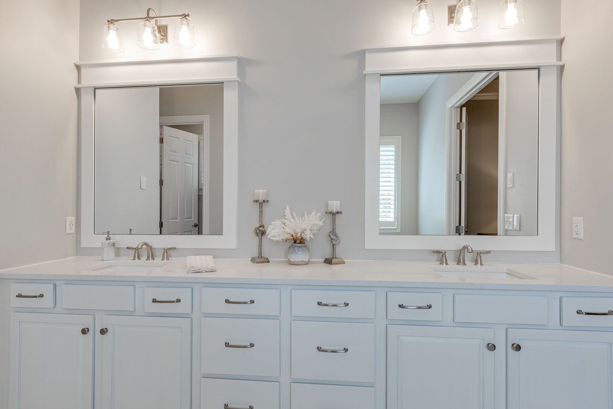 1327 Cottingham Drive Franklin, TN 37067 - Photo 38 of 70 a bathroom with double sink and a mirror
