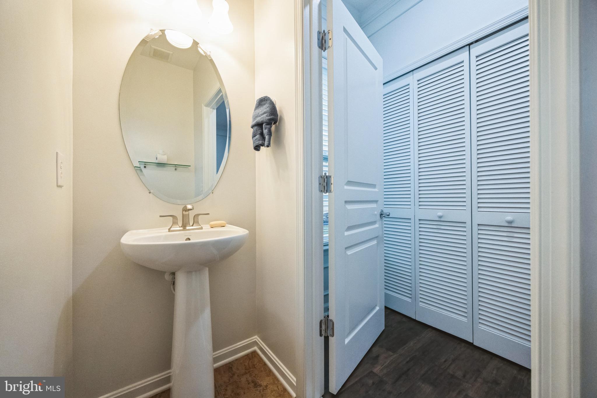 14 Milford Circle Voorhees, NJ 08043 - Photo 13 of 34