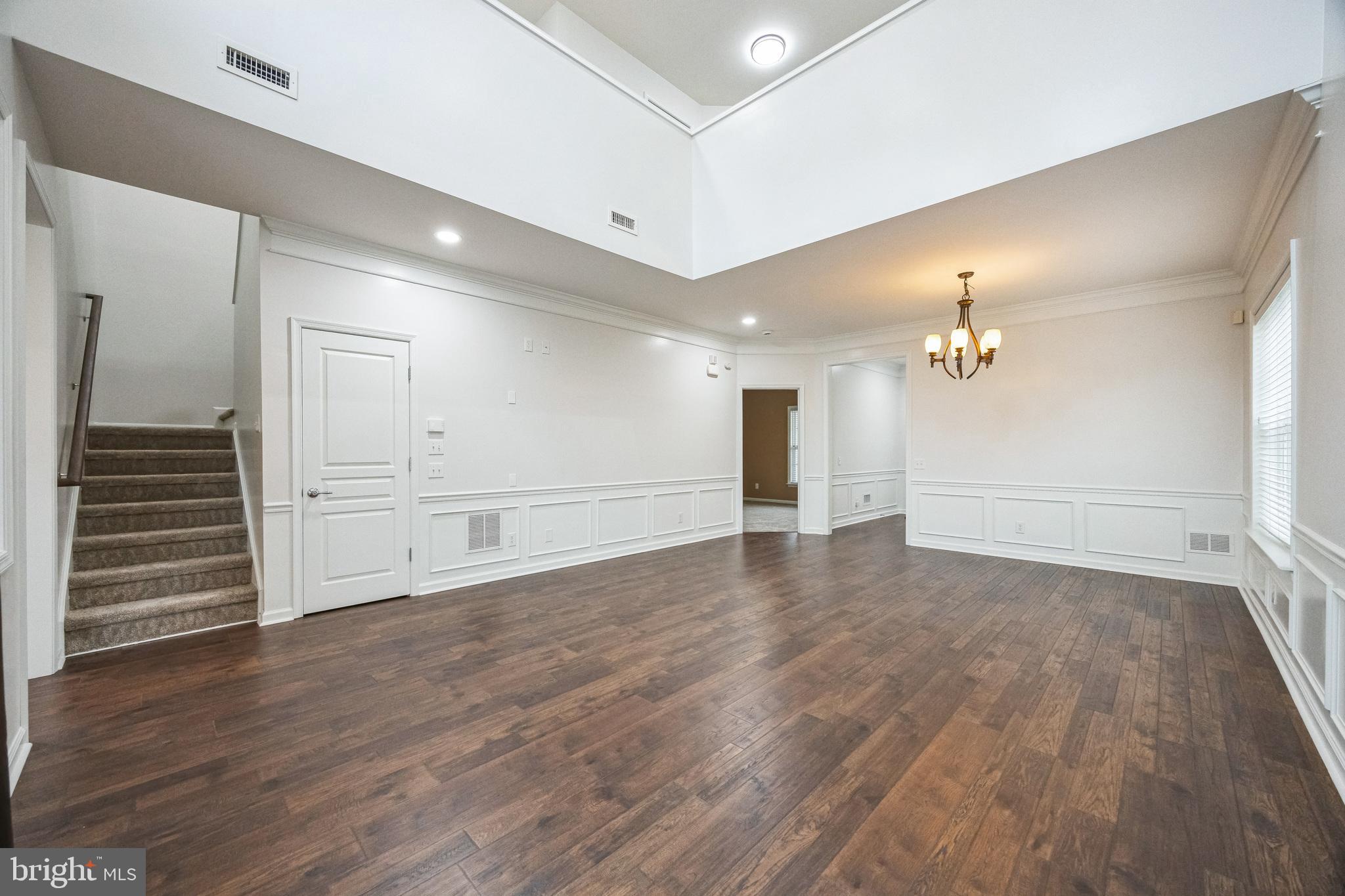 14 Milford Circle Voorhees, NJ 08043 - Photo 8 of 34