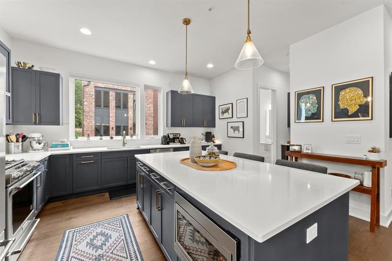 1256 Chelsea Circle Northwest Atlanta, GA 30318 - Photo 11 of 52