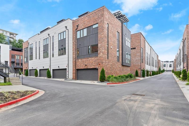 1256 Chelsea Circle Northwest Atlanta, GA 30318 - Photo 38 of 52