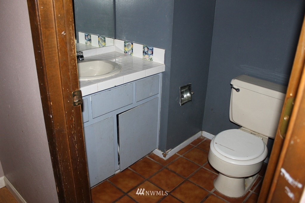 913 Olson Road Longview, WA 98632 - Photo 6 of 17 Gallery Image 6