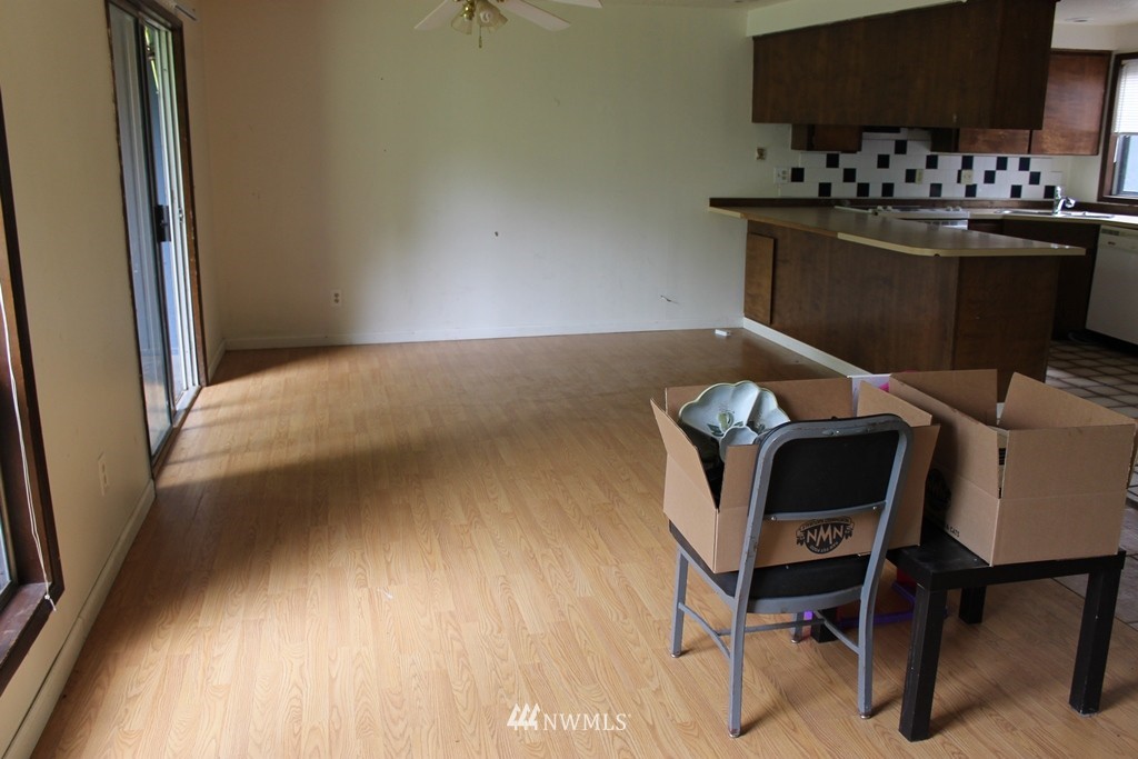 913 Olson Road Longview, WA 98632 - Photo 10 of 17 Gallery Image 10