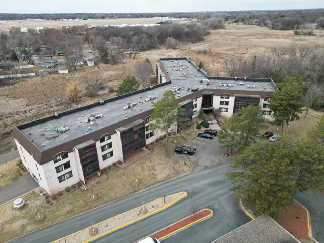 $149,900 | 4710 58th Avenue North, Unit 301, Crystal, MN 55429