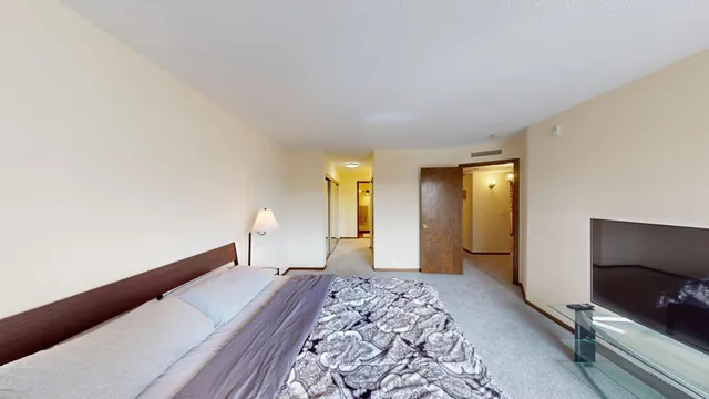 $149,900 | 4710 58th Avenue North, Unit 301, Crystal, MN 55429