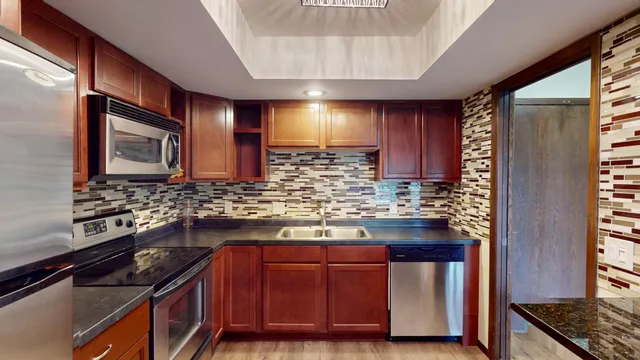 $149,900 | 4710 58th Avenue North, Unit 301, Crystal, MN 55429