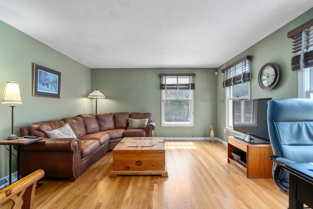77 Azalea Road Sharon, MA 02067 - Photo 5 of 38 Gallery Image 5
