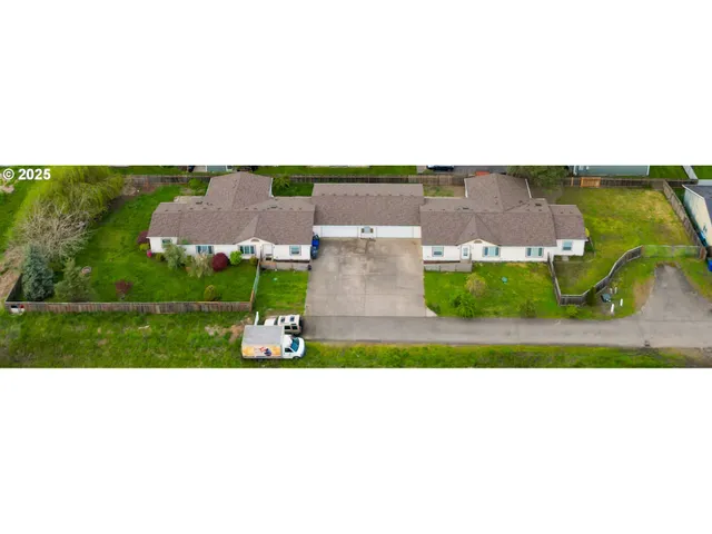 $699,999 | 4445 Blueberry Lane Northeast, Salem, OR 97305