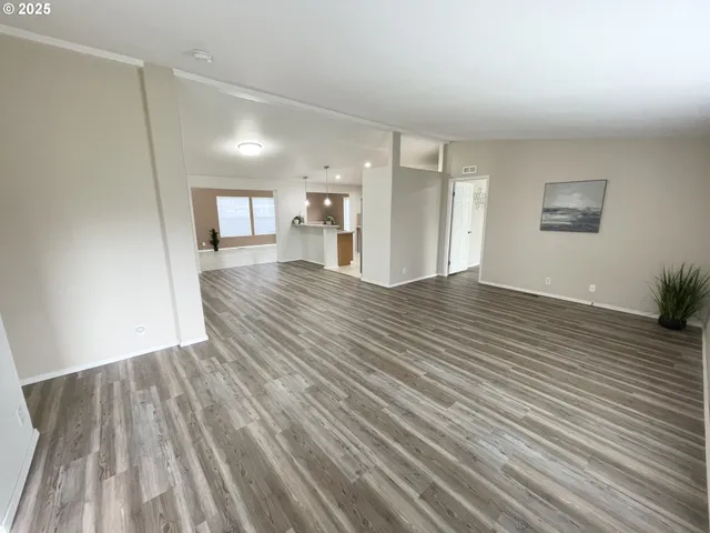 $699,999 | 4445 Blueberry Lane Northeast, Salem, OR 97305