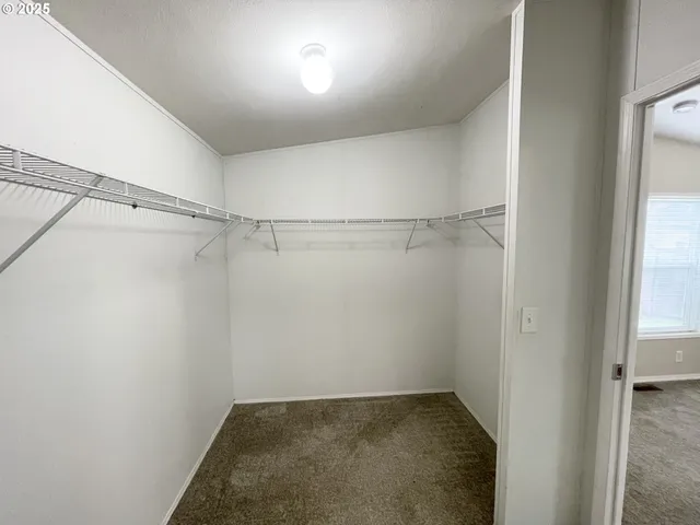 $699,999 | 4445 Blueberry Lane Northeast, Salem, OR 97305