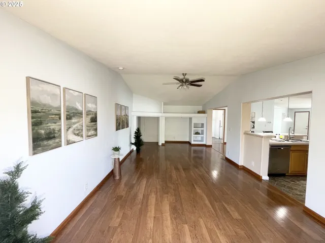 $675,000 | 4445 Blueberry Lane Northeast, Salem, OR 97305