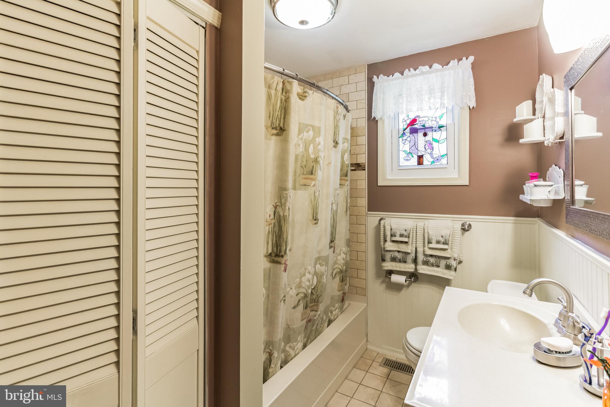 313 Heritage Road Sewell, NJ 08080 - Photo 19 of 40