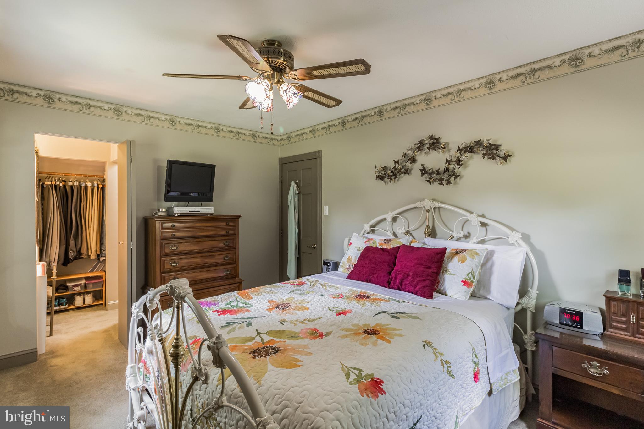 313 Heritage Road Sewell, NJ 08080 - Photo 24 of 40