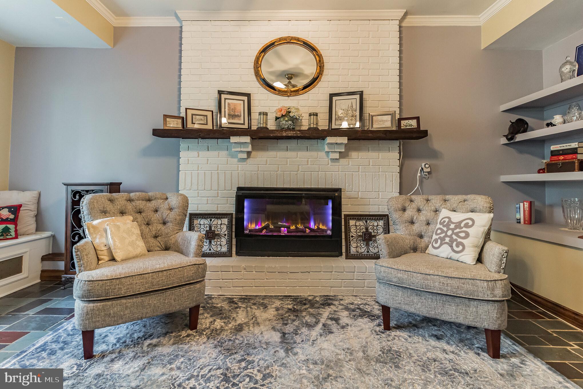 313 Heritage Road Sewell, NJ 08080 - Photo 4 of 40