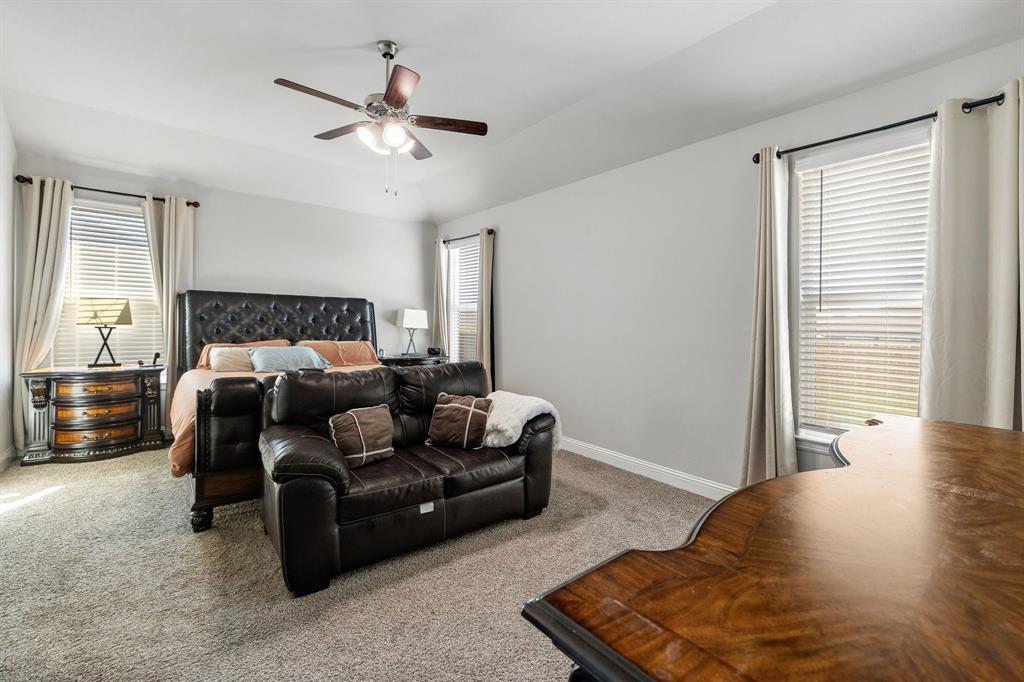 1501 Razorbill Road Denton, TX 76205 - Photo 29 of 39 Gallery Image 29