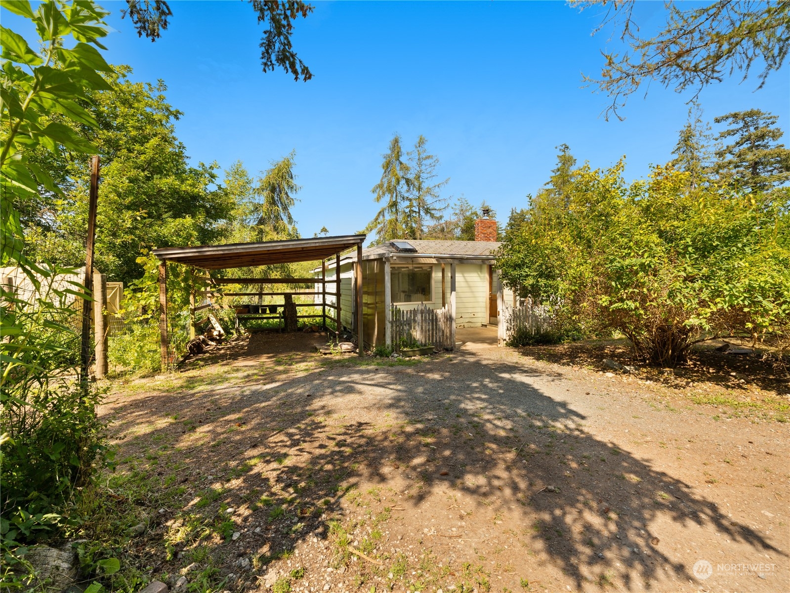 6426 Lux Sit Road Anacortes, WA 98221 - Photo 10 of 23 Gallery Image 10