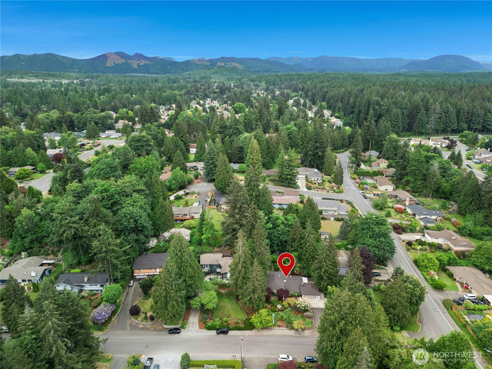 18152 145th Avenue Southeast Renton, WA 98058 - Photo 37 of 40 a view of city and mountain view