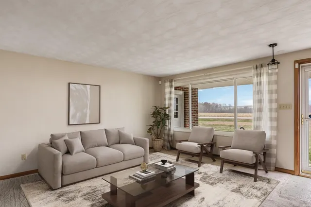 $260,000 | 5431 Lower Huntington Road, Fort Wayne, IN 46809