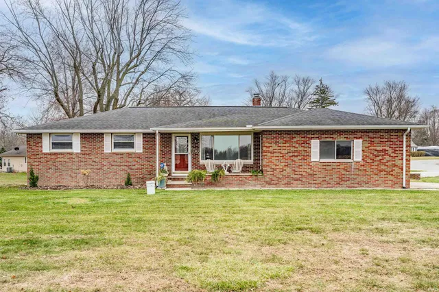 $260,000 | 5431 Lower Huntington Road, Fort Wayne, IN 46809