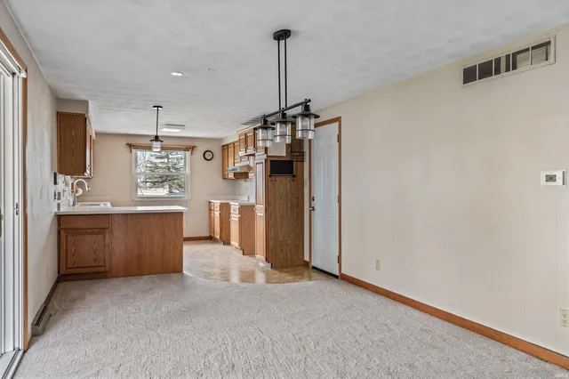 $260,000 | 5431 Lower Huntington Road, Fort Wayne, IN 46809