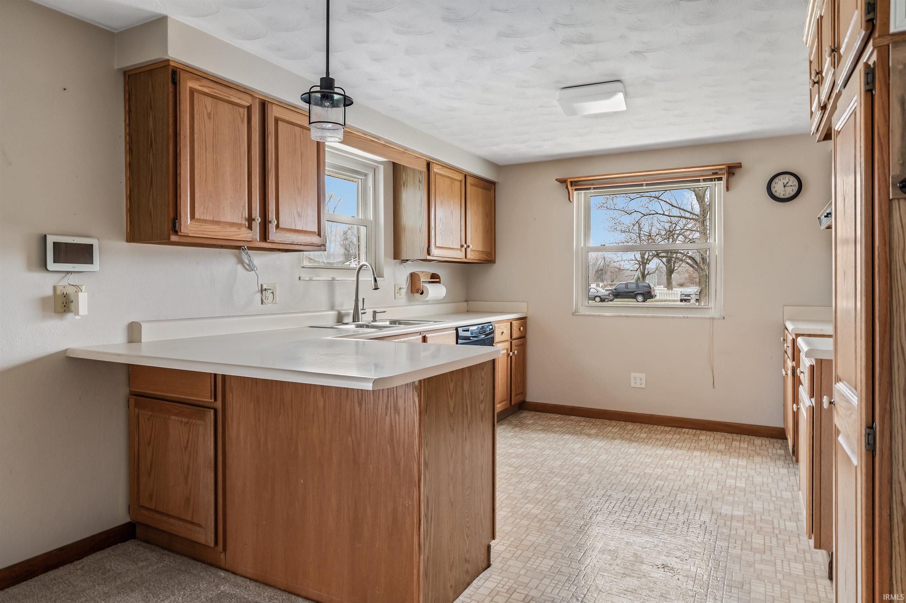 5431 Lower Huntington Road Fort Wayne, IN 46809 - Photo 6 of 31