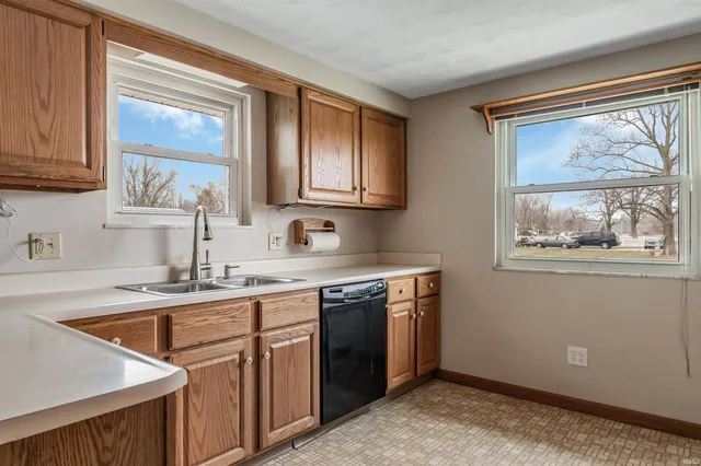 $260,000 | 5431 Lower Huntington Road, Fort Wayne, IN 46809