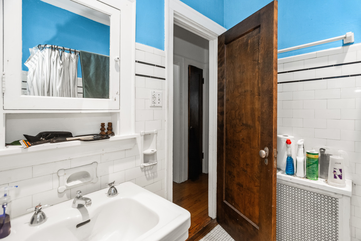 439 Ridge Avenue, Unit 2 Evanston, IL 60202 - Photo 8 of 9