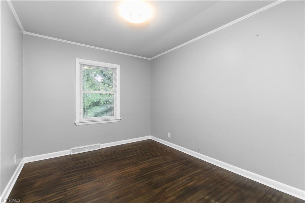 2807 Holmes Road Greensboro, NC 27405 - Photo 13 of 27 Gallery Image 13