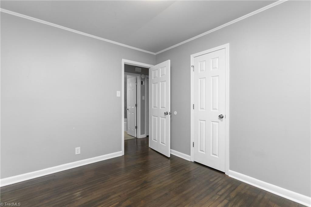 2807 Holmes Road Greensboro, NC 27405 - Photo 14 of 27 Gallery Image 14