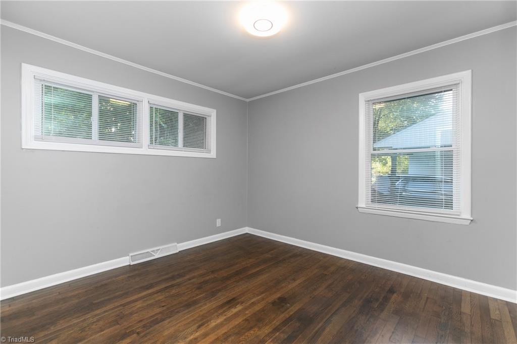 2807 Holmes Road Greensboro, NC 27405 - Photo 19 of 27 Gallery Image 19