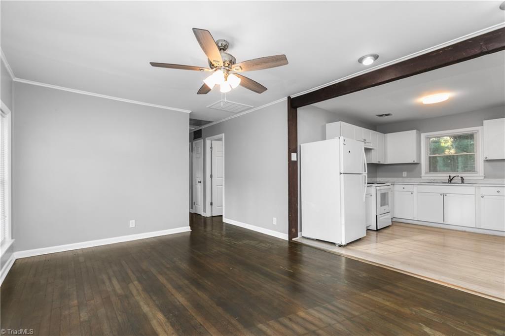 2807 Holmes Road Greensboro, NC 27405 - Photo 6 of 27 Gallery Image 6