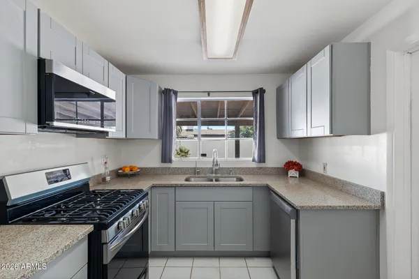 $299,900 | 4414 West Weldon Avenue, Phoenix, AZ 85031