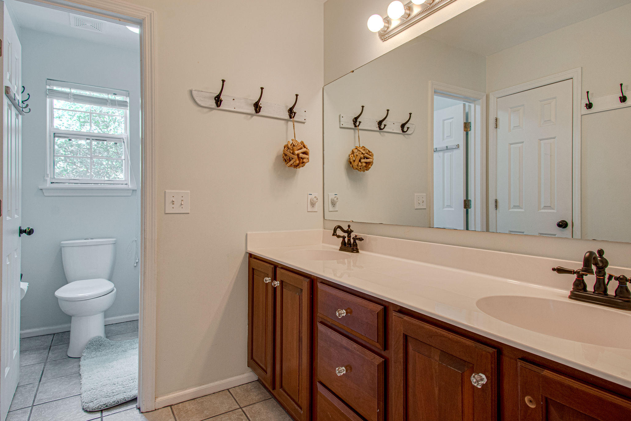 533 Pritchards Point Drive Mount Pleasant, SC 29464 - Photo 24 of 40 gallery_images_mo1905281-2024