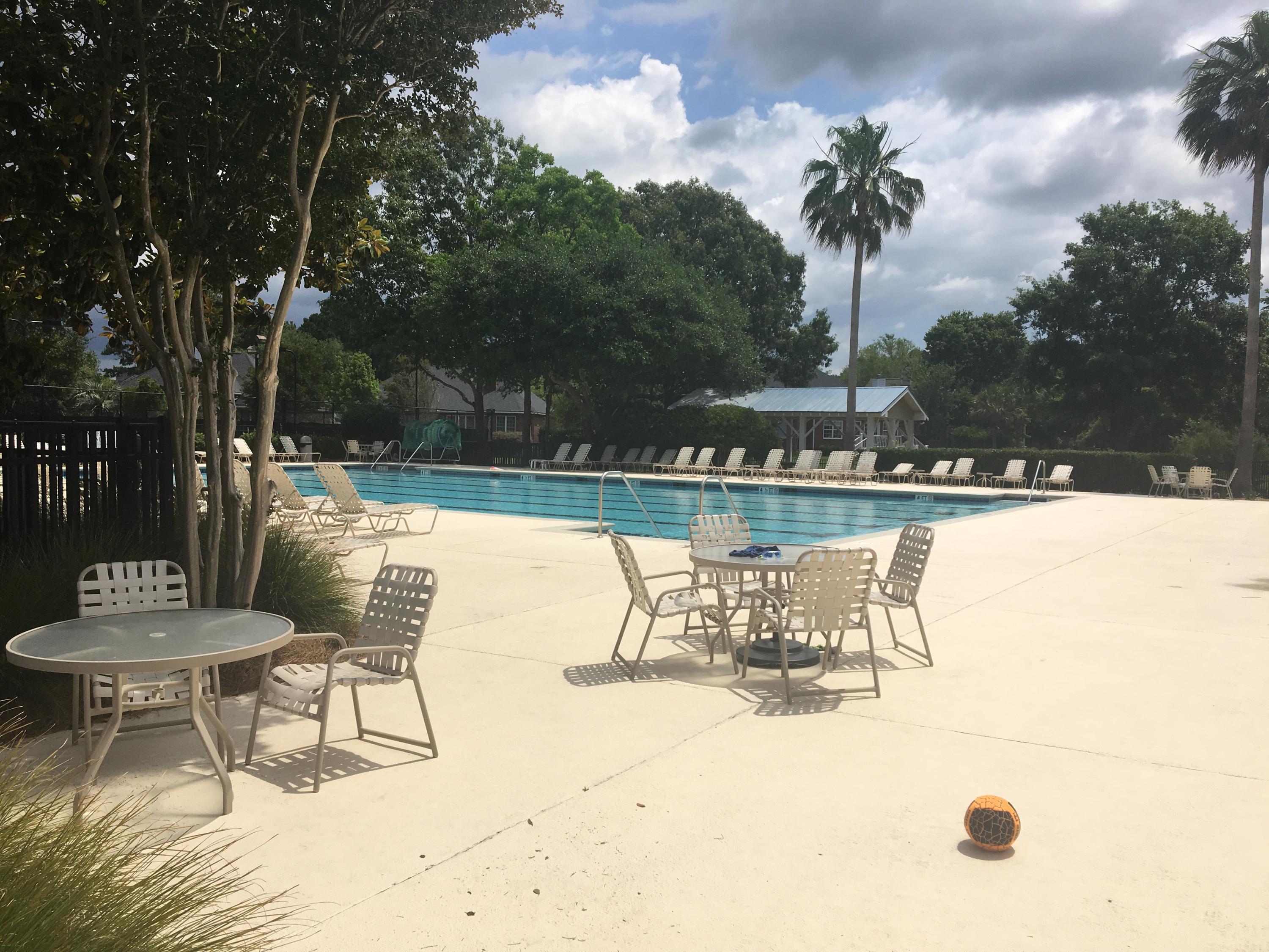 533 Pritchards Point Drive Mount Pleasant, SC 29464 - Photo 34 of 40 pool