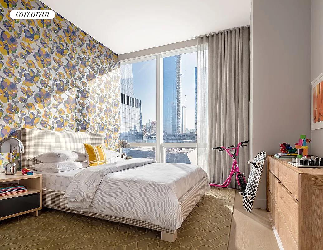 15 Hudson Yards, Unit 25H Manhattan, NY 10001 - Photo 7 of 16 a spacious bedroom with a bed and a window