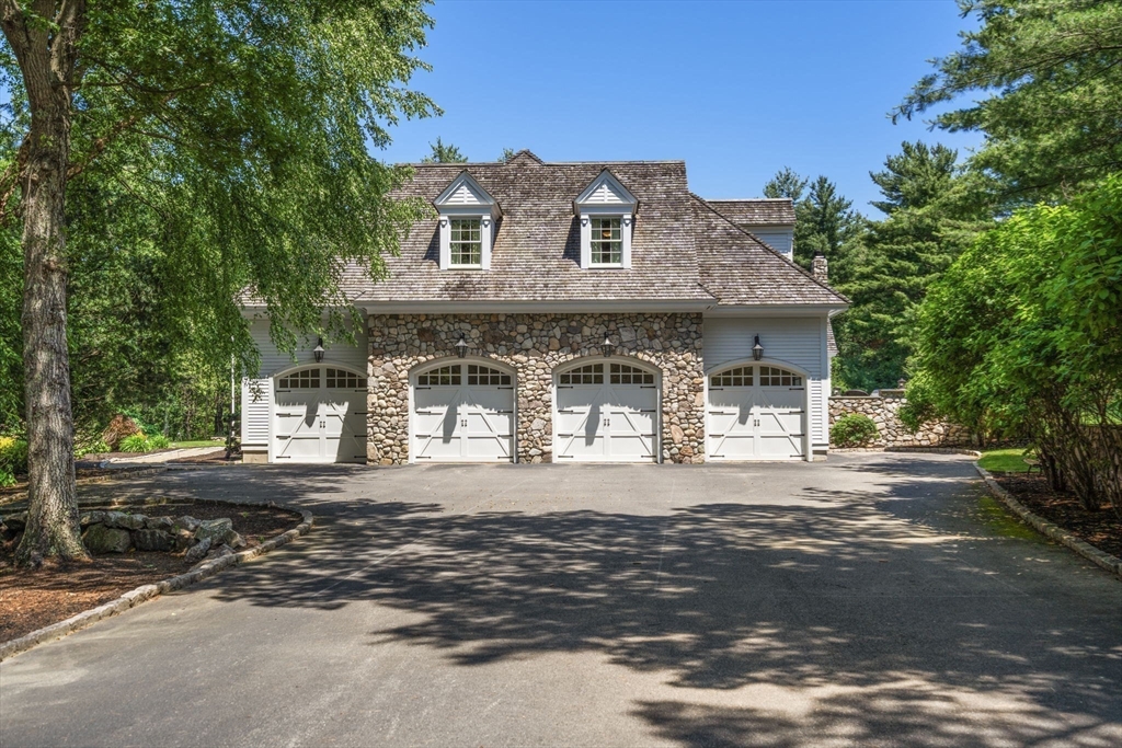 3 Stone Bridge Lane Milton, MA 02186 - Photo 32 of 37