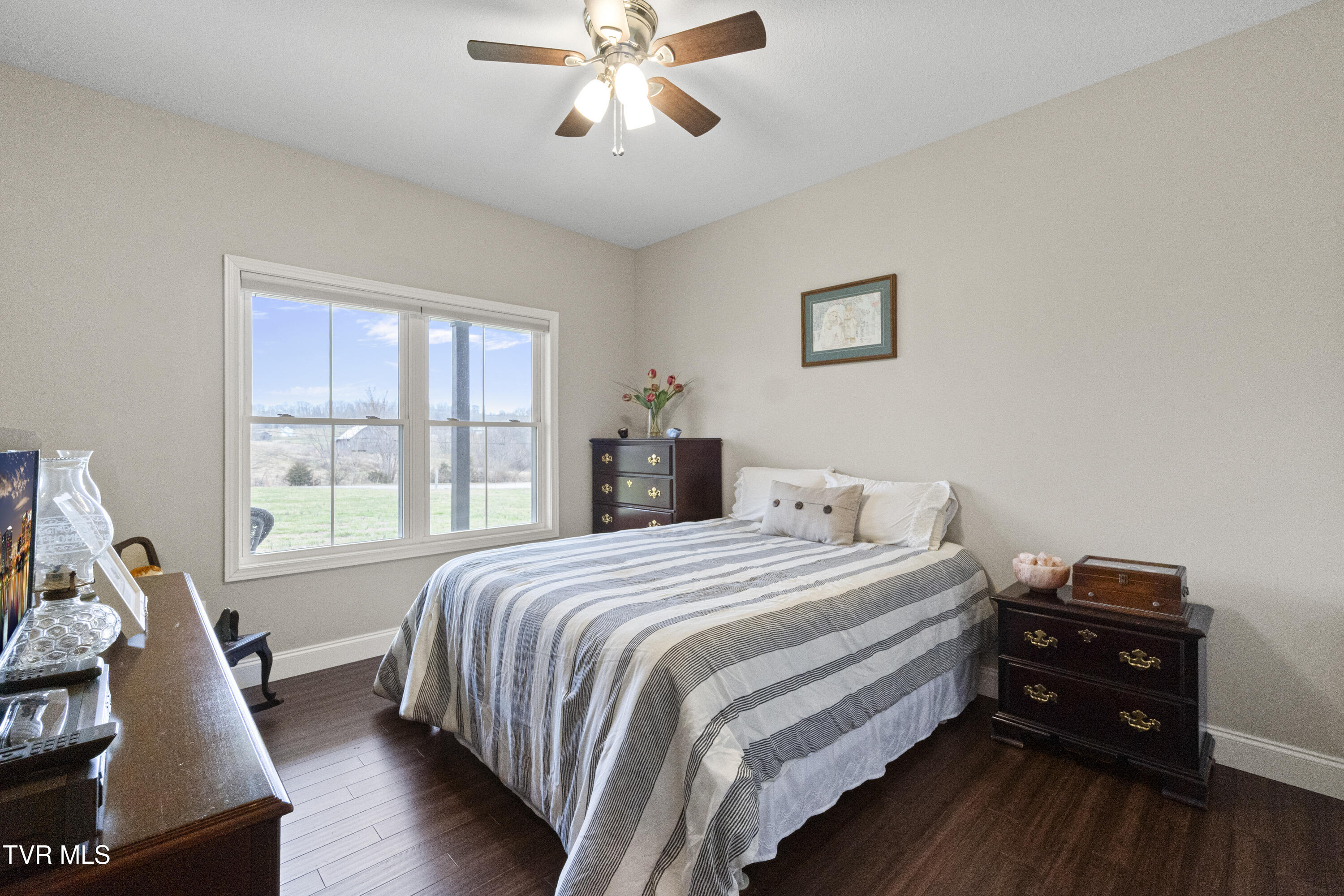 2905 Sunnyside Road Greeneville, TN 37743 - Photo 24 of 68 23