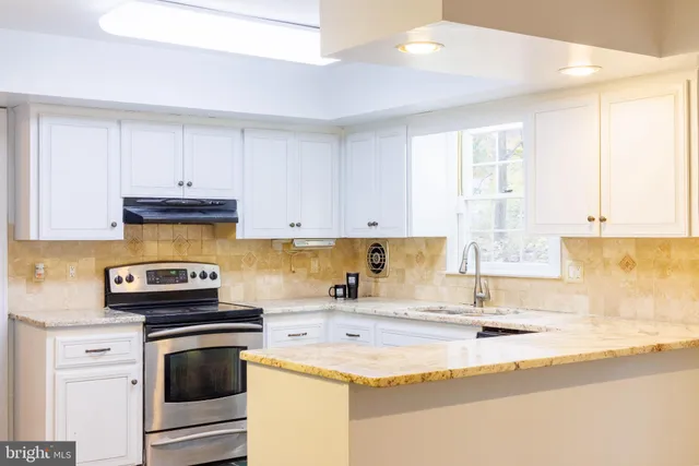 $795,000 | 1536 Fulton Drive, Ambler, PA 19002