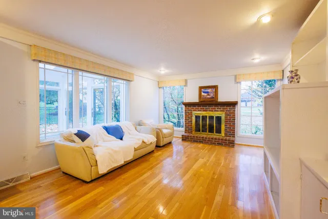 $795,000 | 1536 Fulton Drive, Ambler, PA 19002