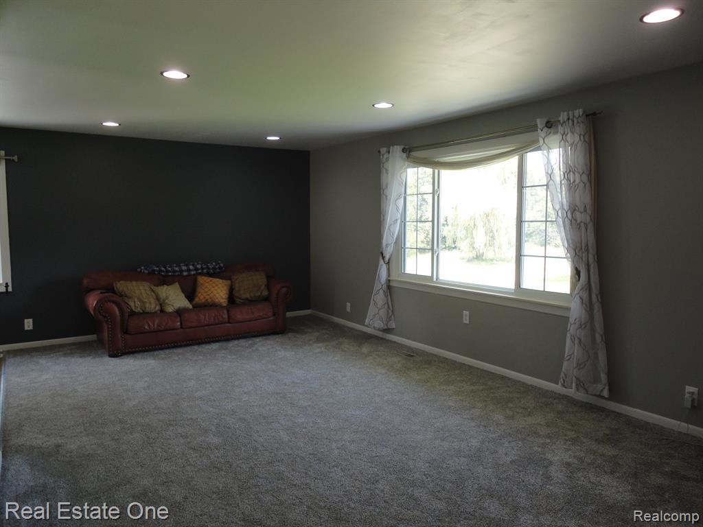 5172 Stimson Road Davison, MI 48423 - Photo 7 of 44