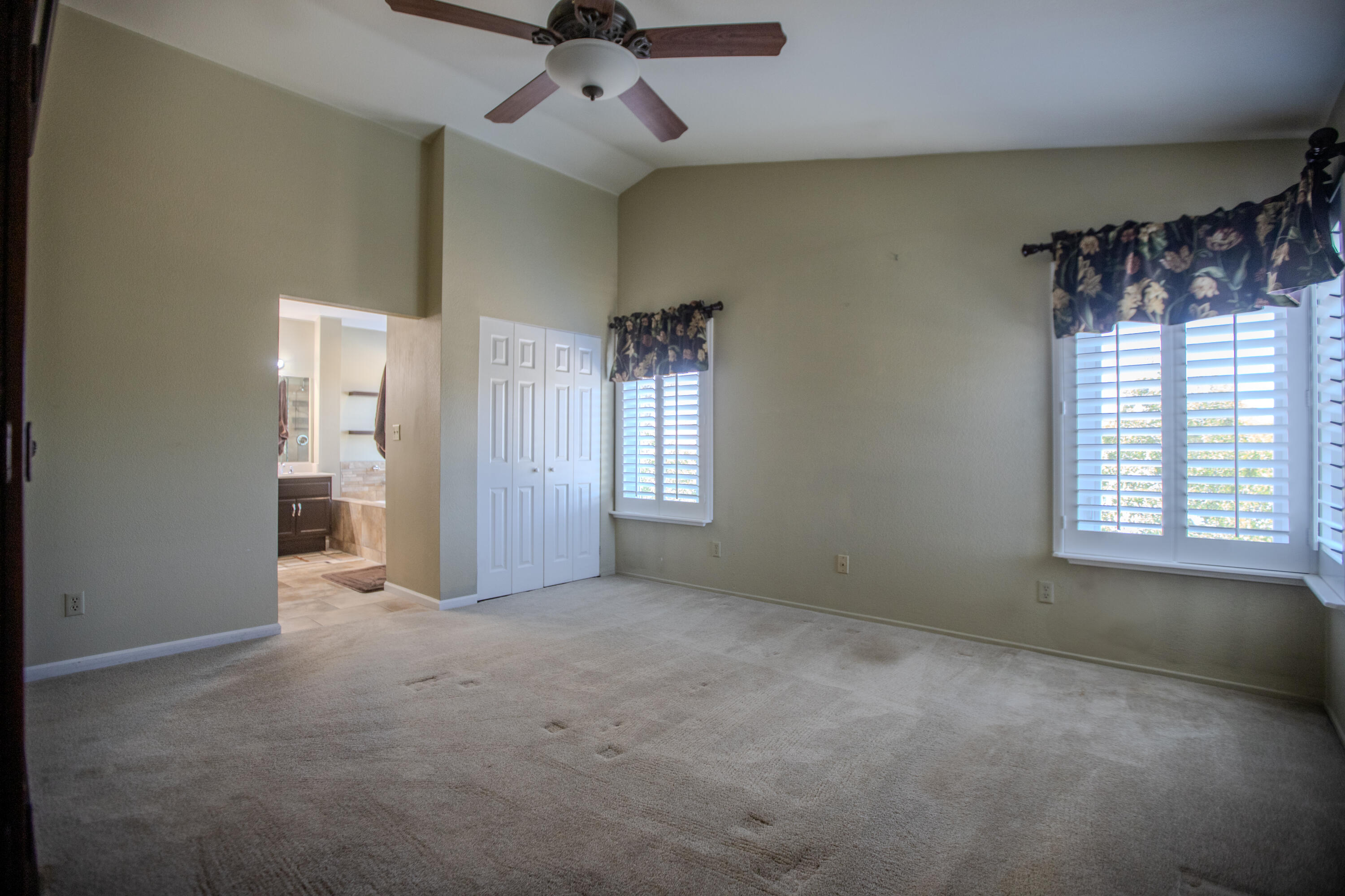 36852 Vía Del Rio Palmdale, CA 93550 - Photo 29 of 34 a view of an empty room with a window