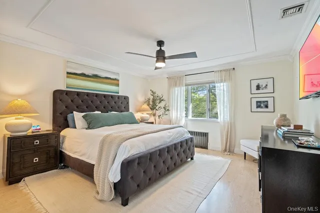 $1,399,000 | 116 Sperry Boulevard, New Hyde Park, NY 11040