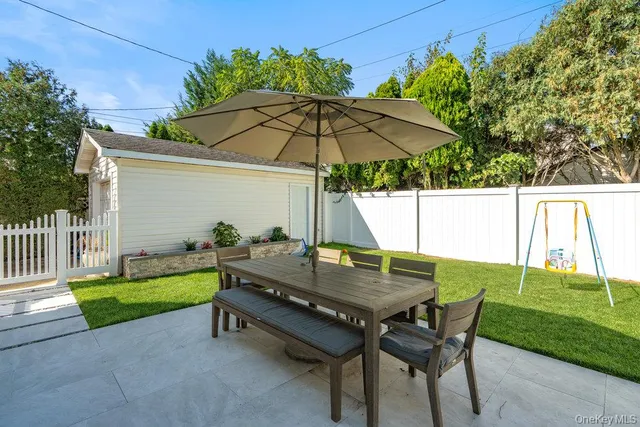 $1,399,000 | 116 Sperry Boulevard, New Hyde Park, NY 11040