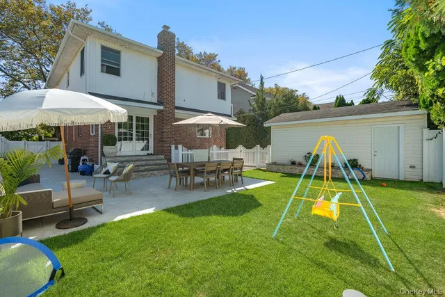 $1,399,000 | 116 Sperry Boulevard, New Hyde Park, NY 11040