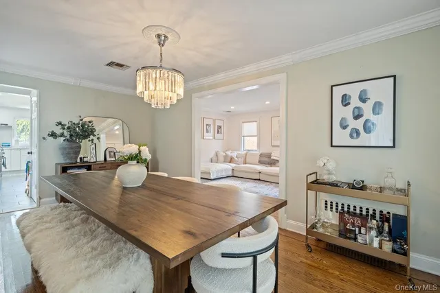 $1,399,000 | 116 Sperry Boulevard, New Hyde Park, NY 11040