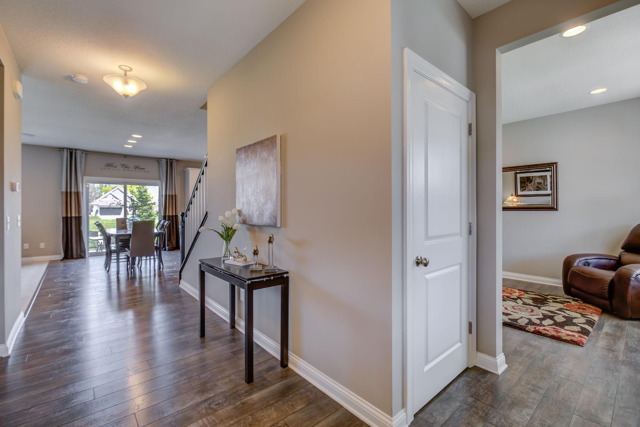 9340 Compass Pointe Road Woodbury, MN 55129 - Photo 2 of 32
