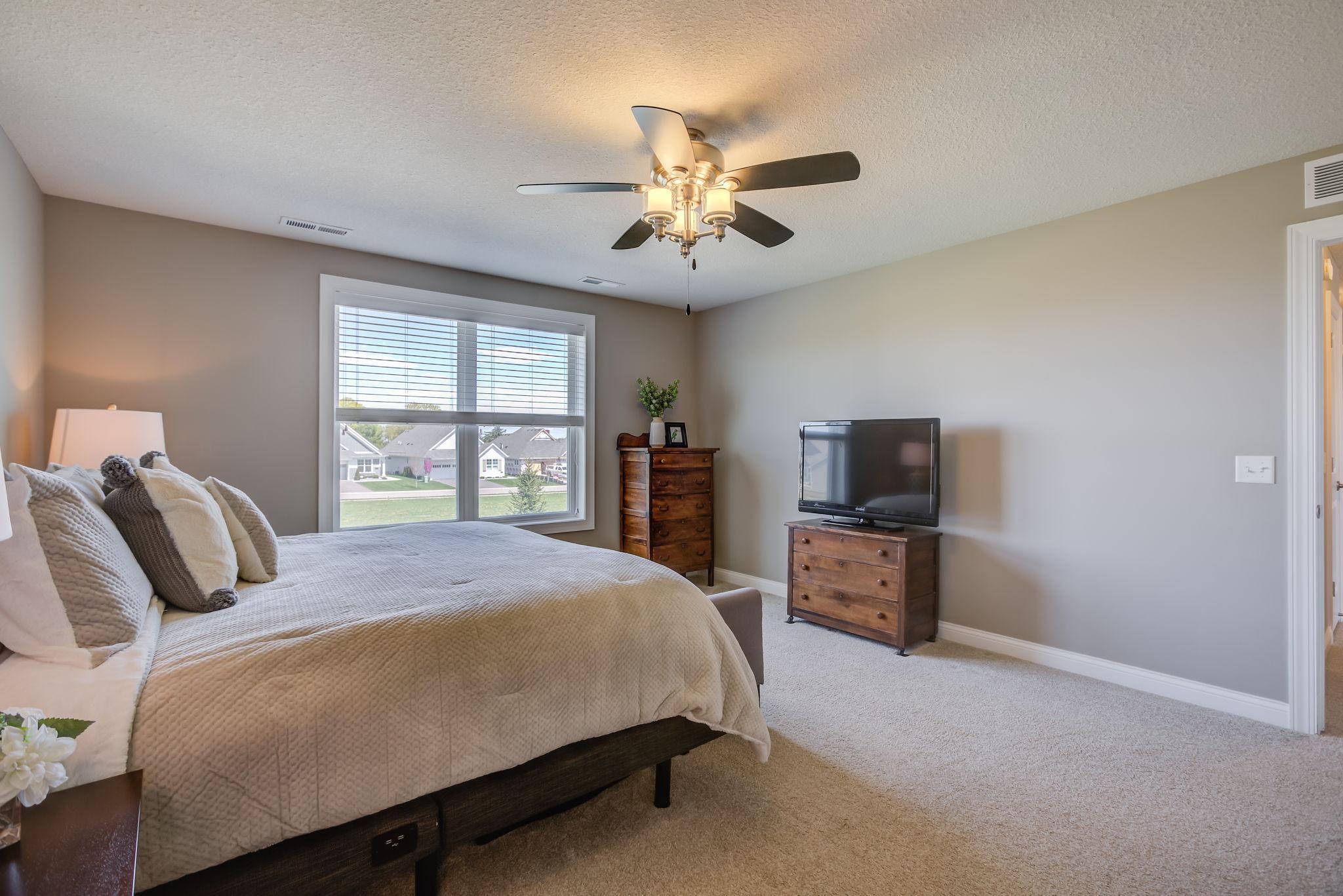 9340 Compass Pointe Road Woodbury, MN 55129 - Photo 15 of 32